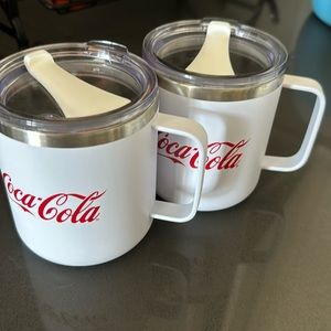 2 Coca Cola mugs